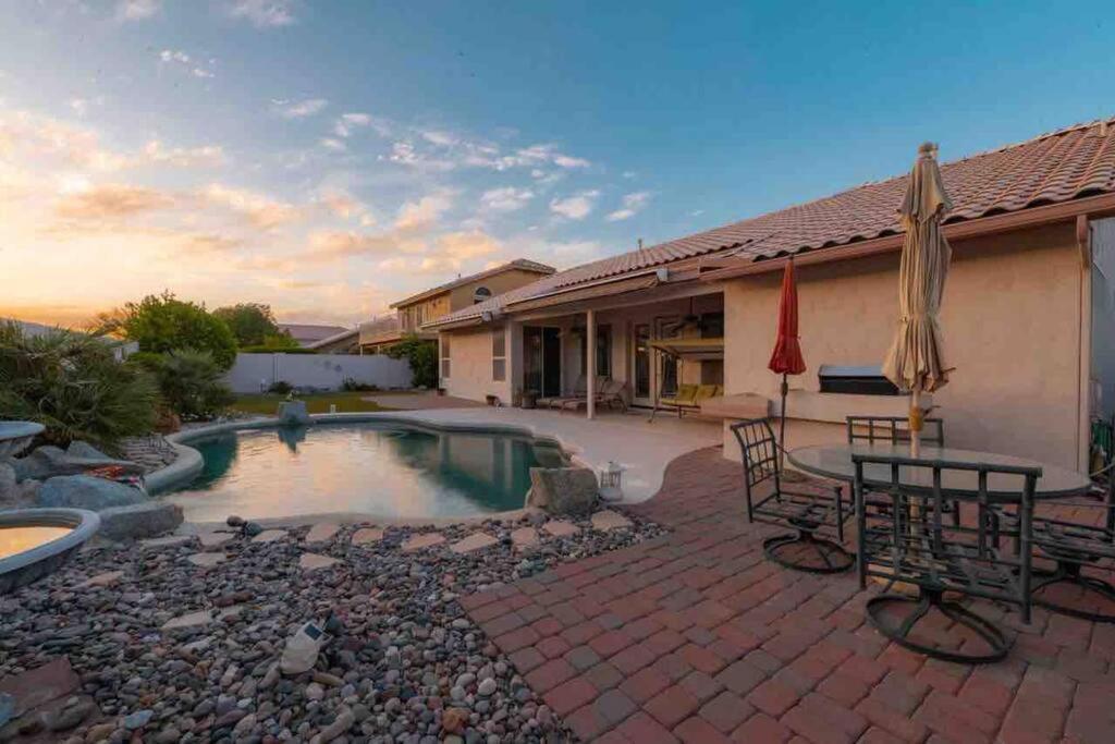 הוילה פיניקס Mountain View Hide Away With Heated Pool מראה חיצוני תמונה